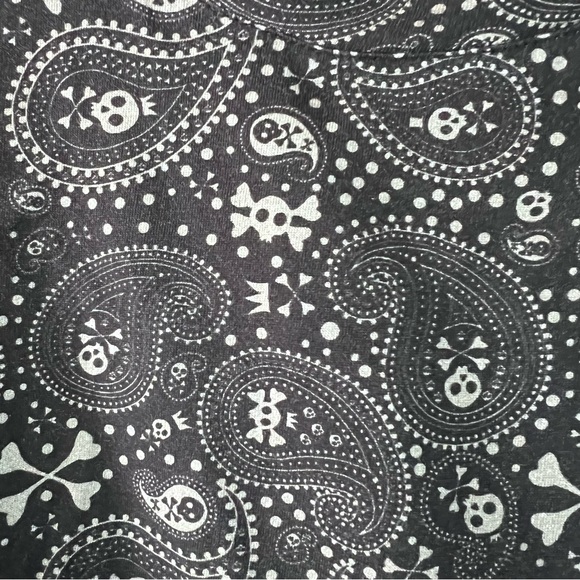 Skull & Paisley Classic Fit Short Sleeve Shirt Robert Graham WEON shirt - Picture 13 of 13